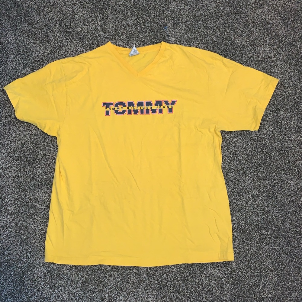 tommy hilfiger t-shirt